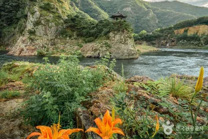 월류봉 둘레길 야외 경관 참고사진 실제 사진