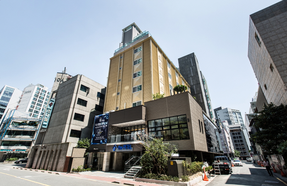더펫텔프리미엄스위트 공식 관광자료 제공 사진 실제 사진