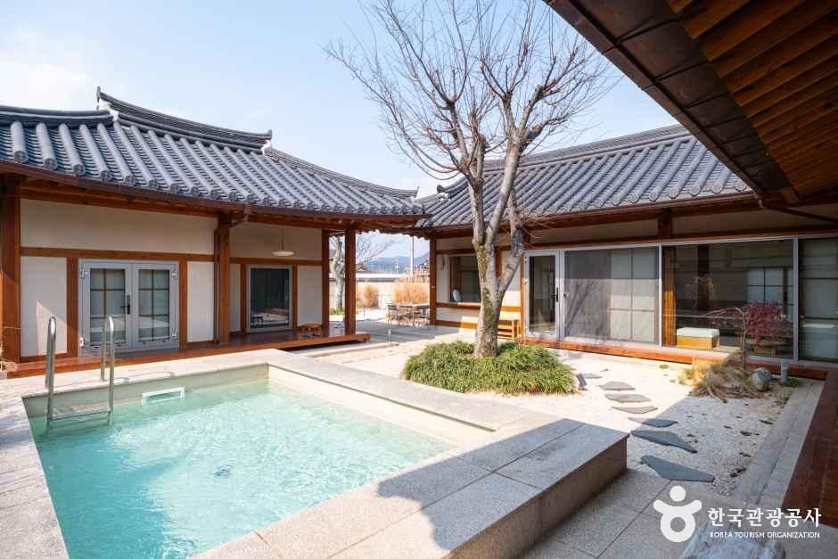 스테이꼬리 공식 관광자료 제공 사진 실제 사진