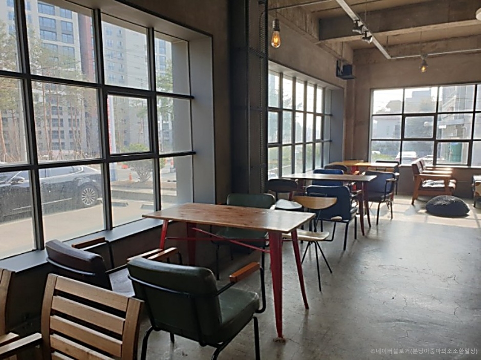 카페 두레브 공식 관광자료 제공 사진 실제 사진